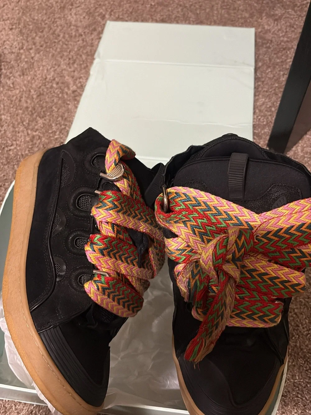 lanvin curb